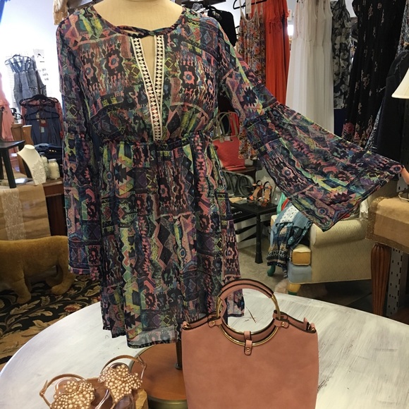 Ladies Top - Picture 2 of 2